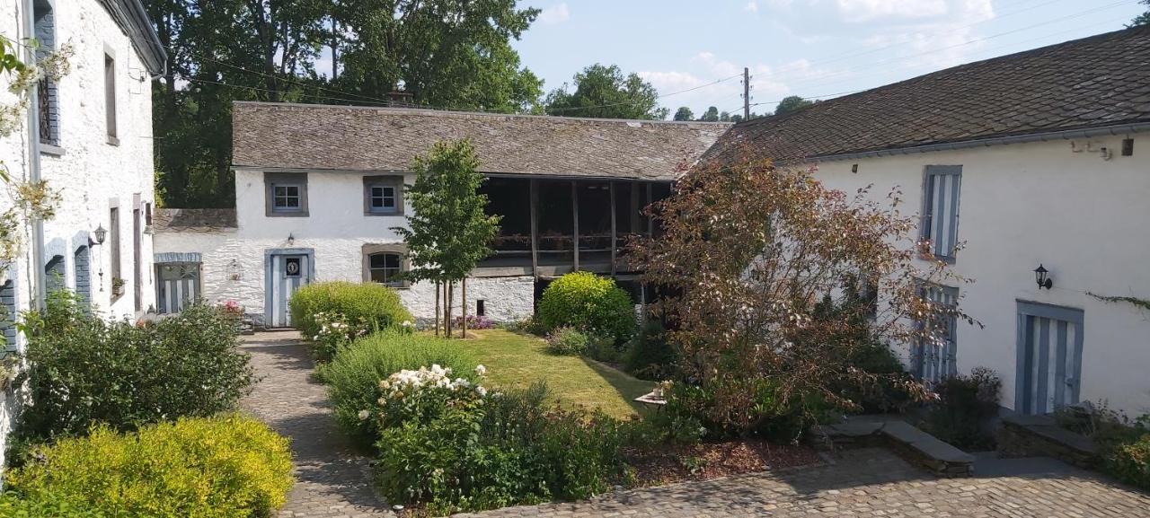 La Ferme De La Chapelle - Gite Et Chambres D'Hotes Cherain Exterior foto